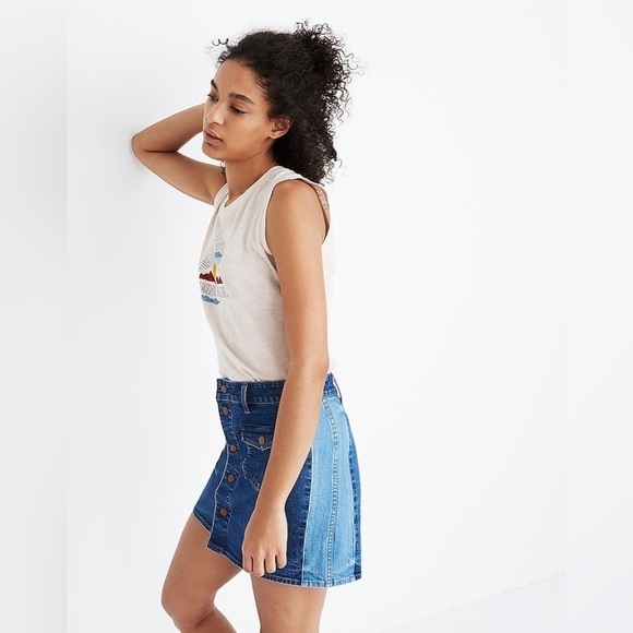 Madewell Stretch Denim Straight Mini
Skirt: Pieced Edition - Size 25/2 - Picture 11 of 11